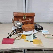 Vintage Stereo Realist 35mm 3D Camera Lot w/ Case, Viewer, Flash, Weston Meter