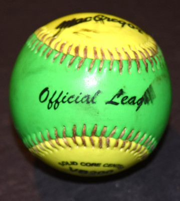 VINTAGE, MacGregor OFFICIAL ''Solid Core Center - VB200,'' Baseball, Unused