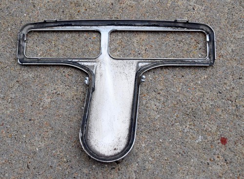 Sanitaire S661 Heavy Duty Upright Vacuum Cleaner Replacement Parts Eureka - Picture 10 of 19