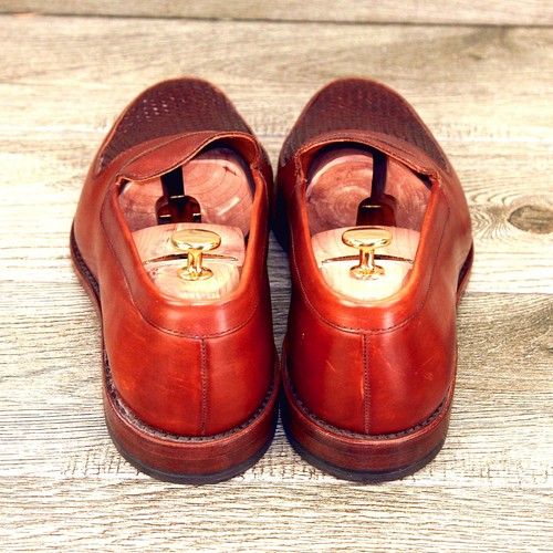 * NIB * $455 Allen Edmonds CARLSBAD 10.5 E Chili * new Cedar Trees - Picture 8 of 13