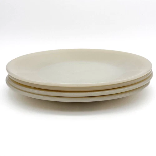 Vintage Fire King Oven Ware Ivory Milk Glass 9” Dinner Plate Lot Of 4