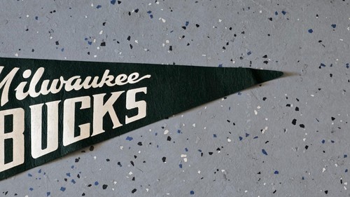 Rare Vintage 1960's NBA Milwaukee Bucks National Basketball Felt Pennant Green - Picture 3 of 9