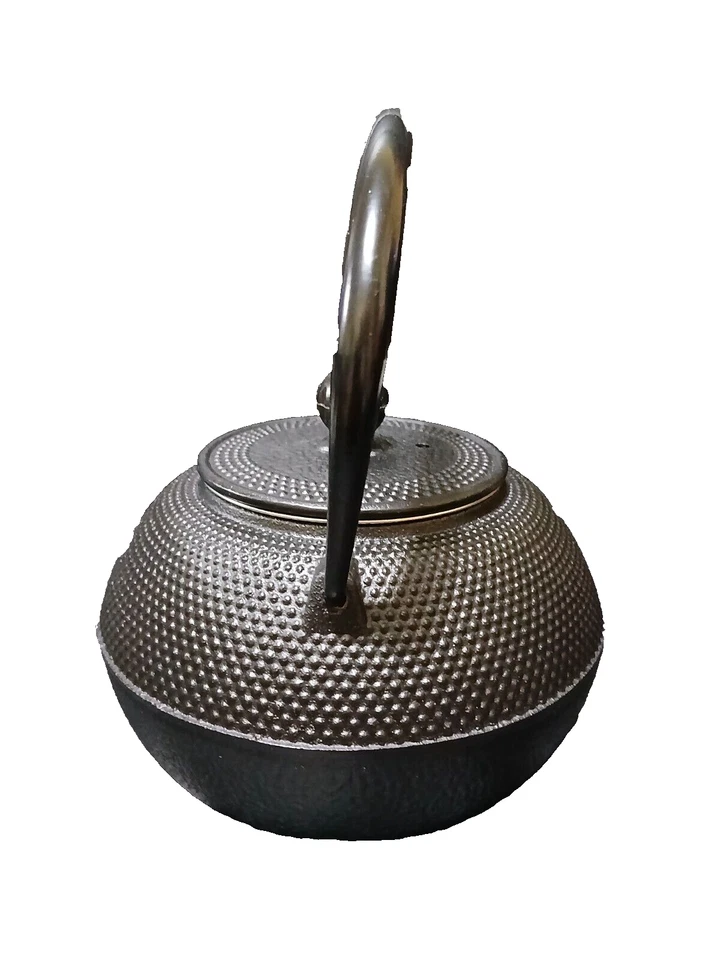 Tetera de hierro fundido martillado Primula 40 oz nueva sin caja tapa con colador Foto 4 de 4