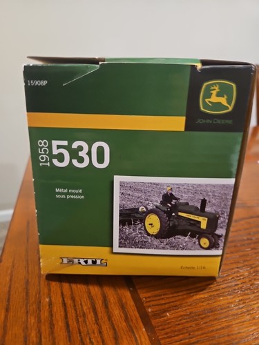 Ertl John Deere Model 530 Tractor 1/16 Scale New In Box..back of Box Diffrrent - Picture 2 of 7