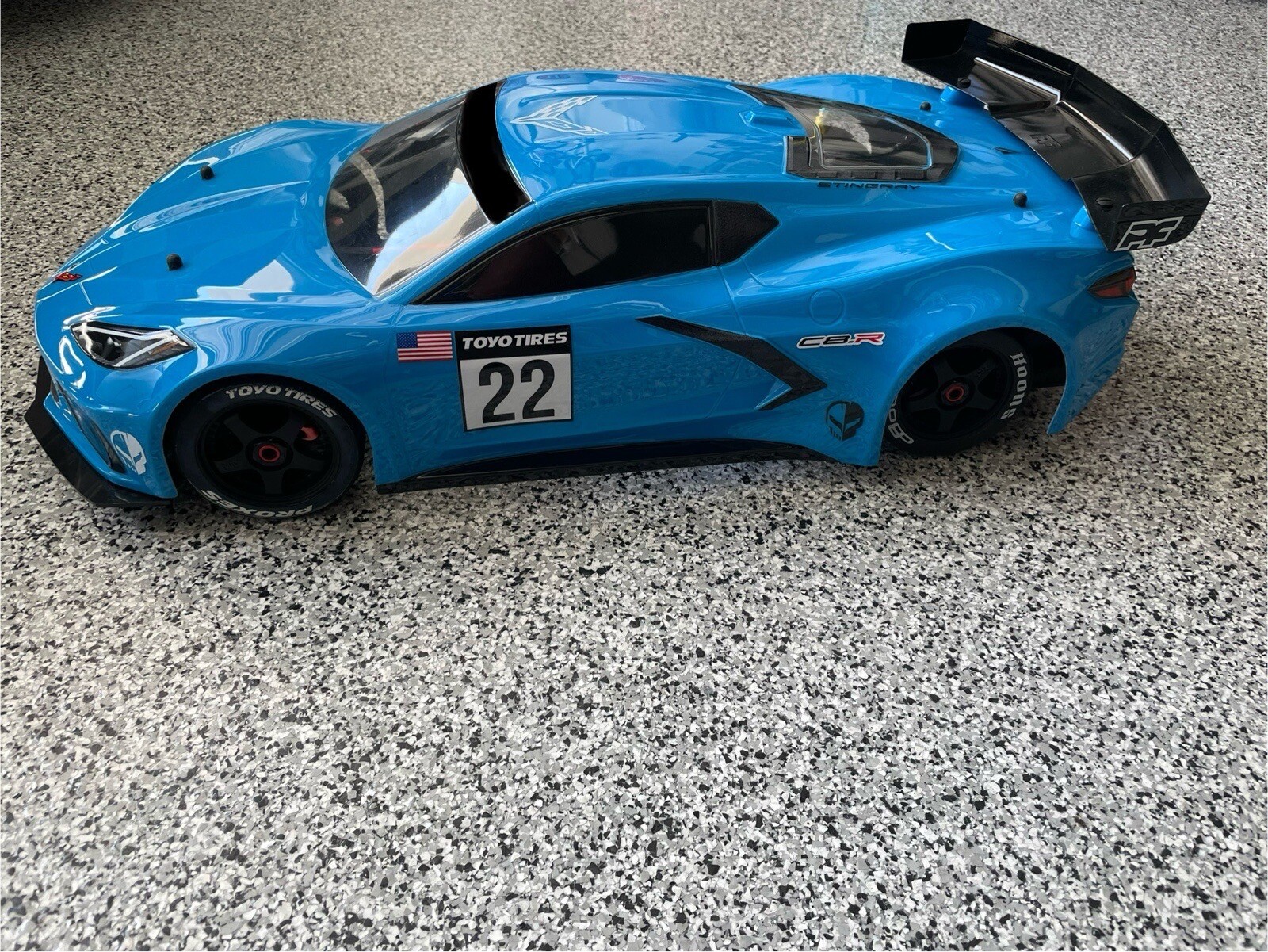 Revell Corvette C5-R 2001 Daytona 24 Hrs 1:25 Kit Plus Carbon Decals