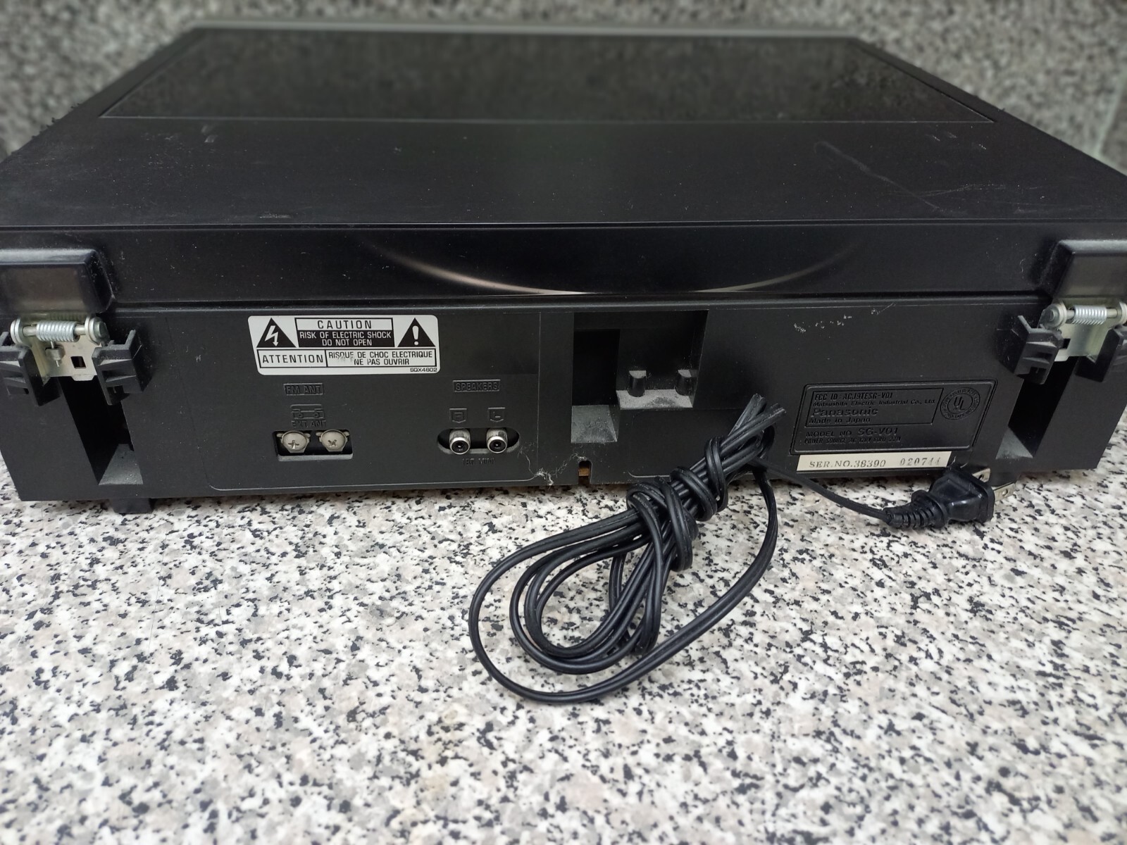 Vintage Panasonic Stereo Music System SG-V01 Turntable Cassette AM/FM. Power on