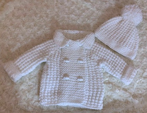 Aran Baby Double Breasted Coat and Hat Pattern. VR64 - Picture 3 of 4