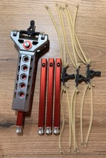 Premium Alu Steinschleuder mit Magazin 3x Zus...