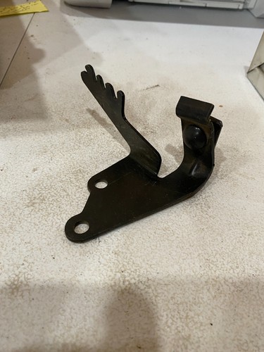 1966-1970 Ford FE 352 390 428 Engine Motor Throttle Cable Mounting Bracket Mount
