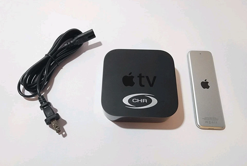 Apple TV 4th Generation HD Media Streamer - A1625 - 32GB - Remote + Power Cable - Image 3 of 4
