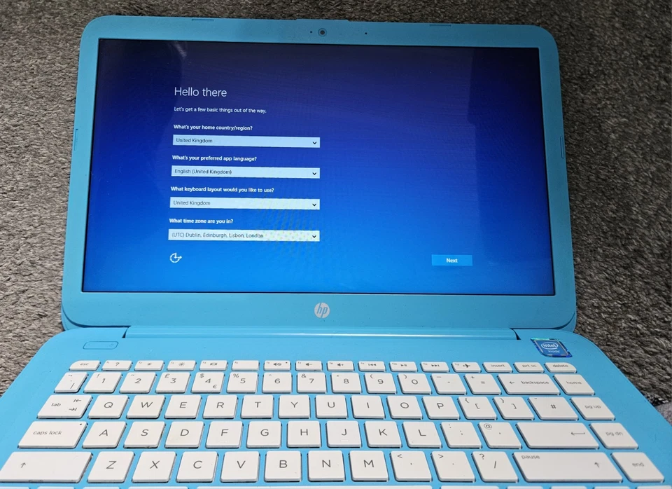 HP laptop Stream 13 Intel Celeron N2840 32GB SSD 2GB RAM Windows 10 Home - Image 3 of 4