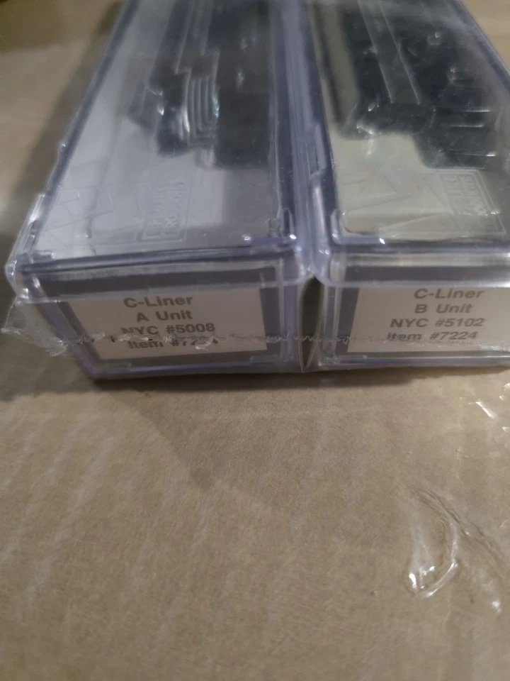 Life Like Trains N Scale 7224 Diesel Loco Set C-Liner A&B NYC 5008 & 5102 Sealed - Image 3 of 4