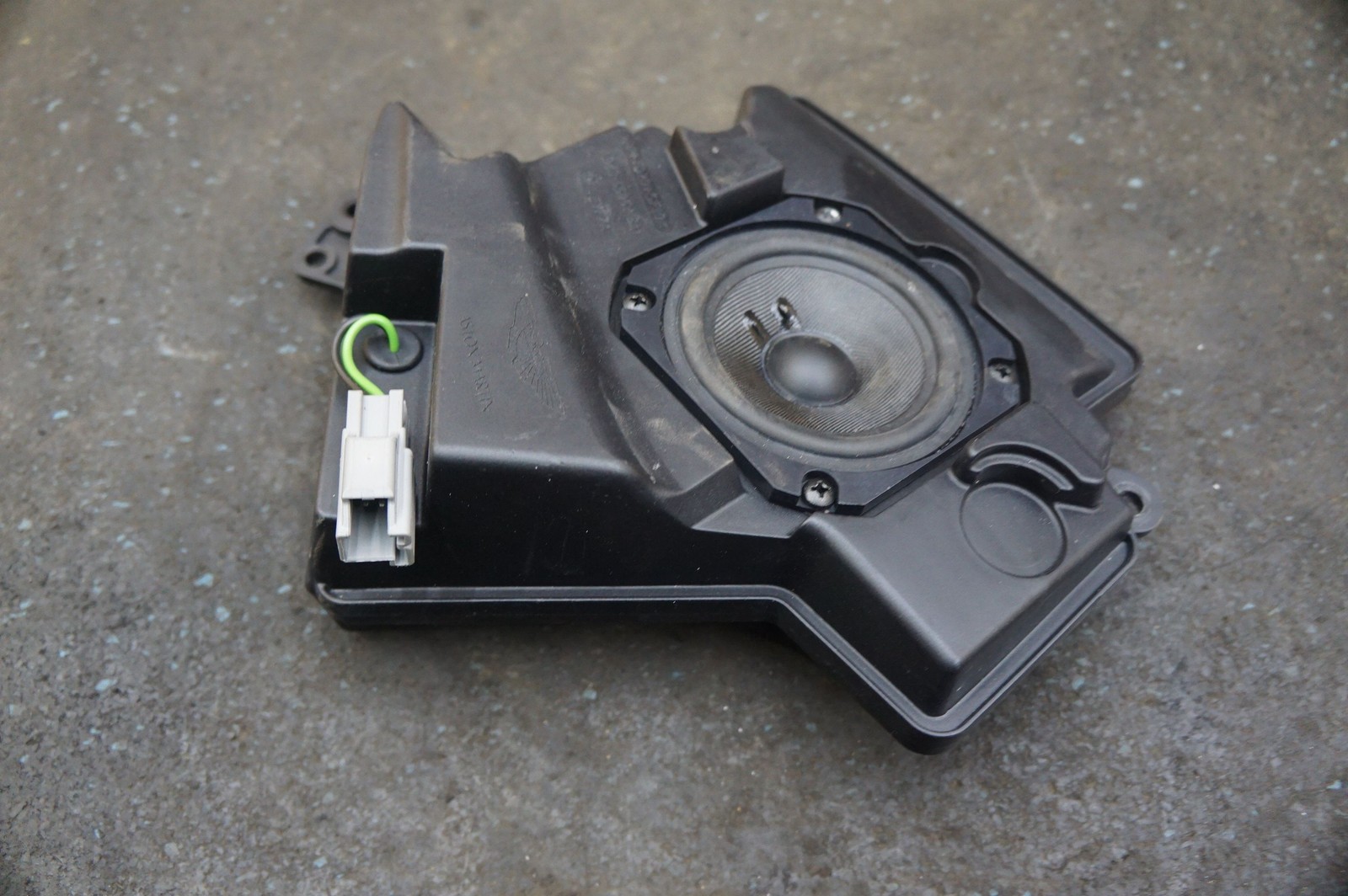 Front Left Driver Door Speaker Woofer AD43-6696Y-BA OEM Aston Martin Rapide 2010