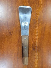 Vintage SCHWAN'S Warco Preferred Stainless Steel Wooden Handle Ice Cream Scoop