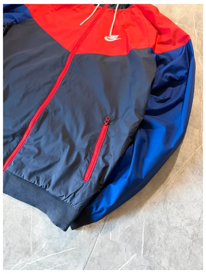Veste Nike Windrunner, Coupe-vent à capuche zippée, Colorblock Rouge et Bleu - Photo 4/4