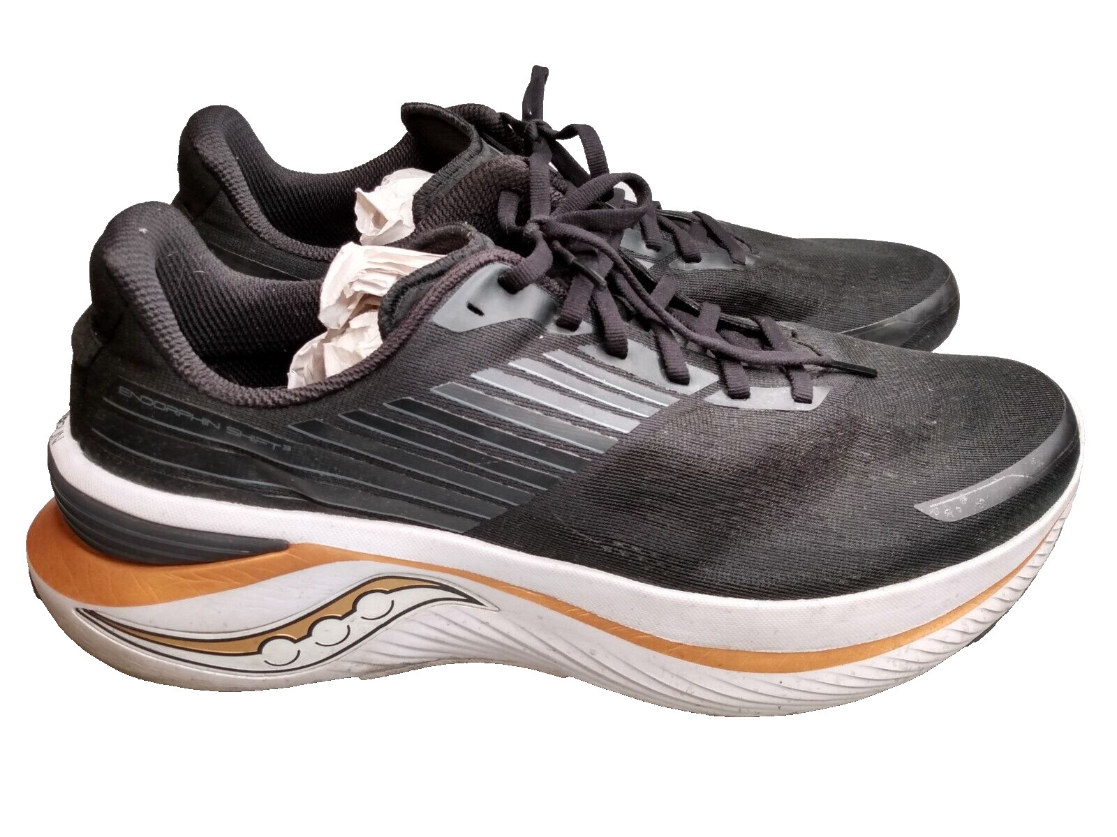 Zapato para correr Saucony Endorphin Shift 3 para hombre talla 13 ancho negro Goldstruck