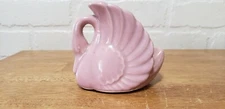 VINTAGE PINK SWAN VASE/PLANTER UNMARKED