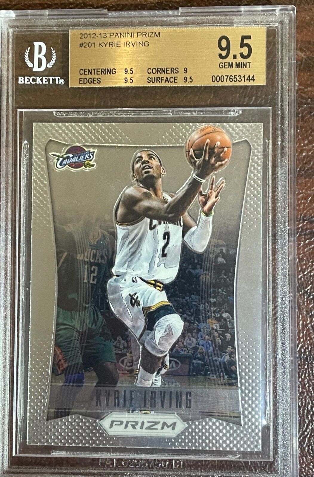 Picture 1 of 2