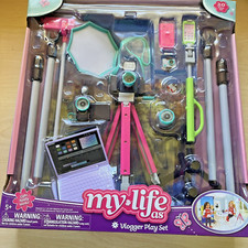 My Life As Vlogger 20 Piece Play Set 18 Inch Doll Accessories Work Sound Lights