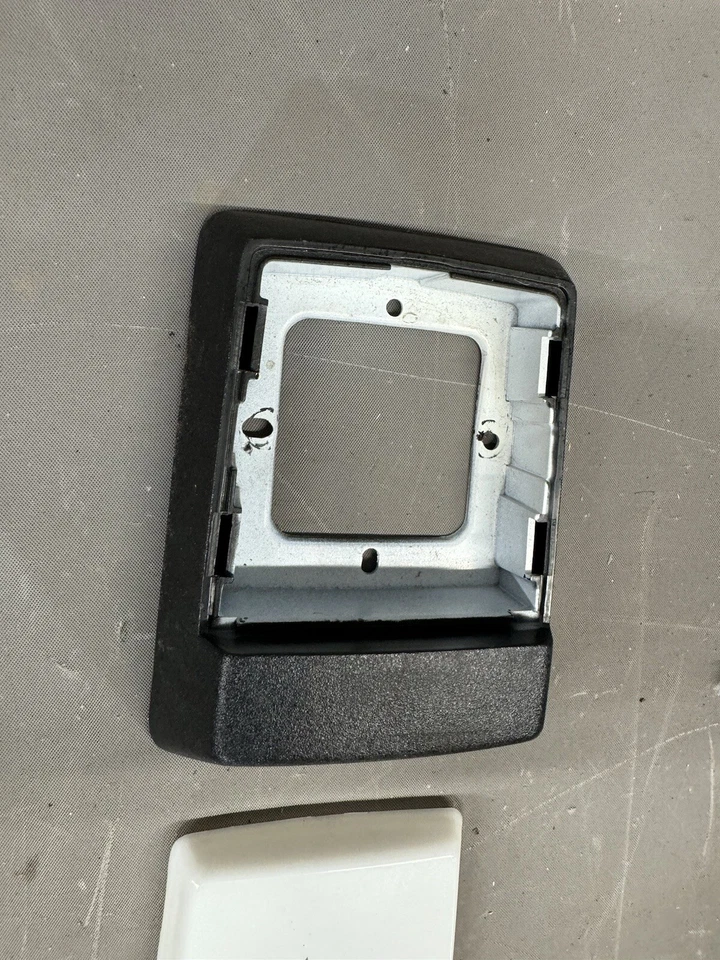 Chevy Camaro Pontiac Firebird 1982-1992 transmisión automática techo luz de cortesía lámpara techo en T Foto 4 de 4