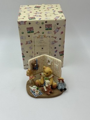 1997 Cherished Teddies Mary Jane ''My Favorite Things Rewards Level Three'' 277002
