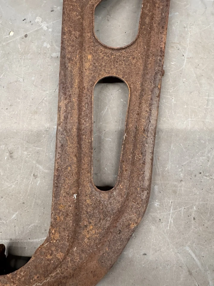 Soporte de rejilla para Chevy Chevelle El Camino 1971-1972 Malibu capó soporte de liberación OEM Foto 4 de 4