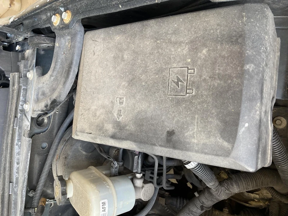 Used Front Right Seat Belt Front fits: 2011 Chevrolet Silverado 1500 pickup buck - Image 2 of 4