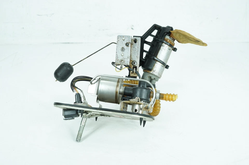 2004 Harley Softail FLSTCI Heritage OEM Fuel Pump Gas Gasoline Petrol Sending - Image 4 of 4