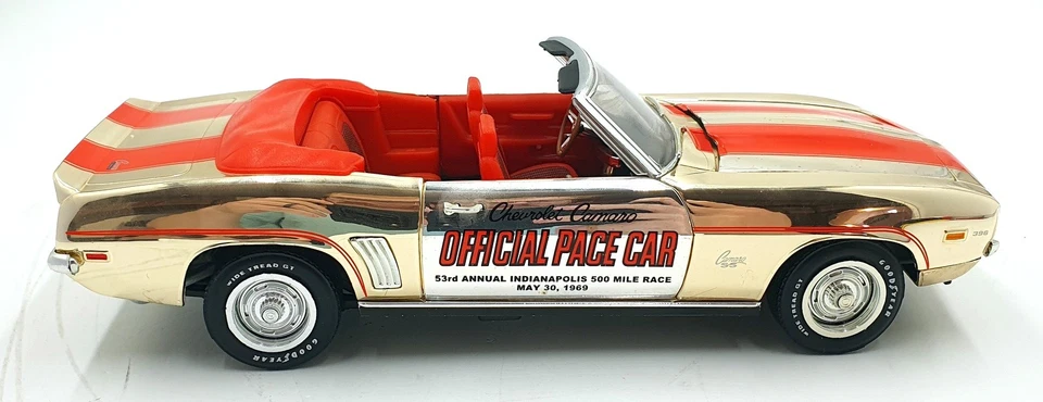 Exact Detail 1/18 Scale WCC214 - Chevrolet Camaro Official Pace Car - Chrome - Image 4 of 4