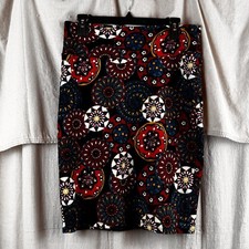 LuLaRoe Cassie Skirt Medium Multicolor Medallion Knee Length Pull On Pencil