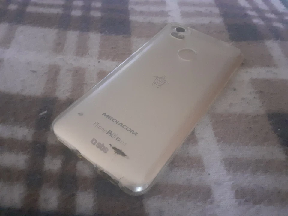 Smartphone MediaCom PhonePad Duo G515 Gold - Immagine 3 di 4