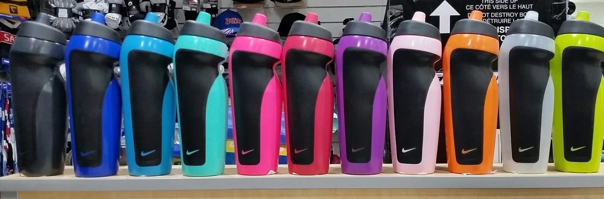 Nike water top bottle colours