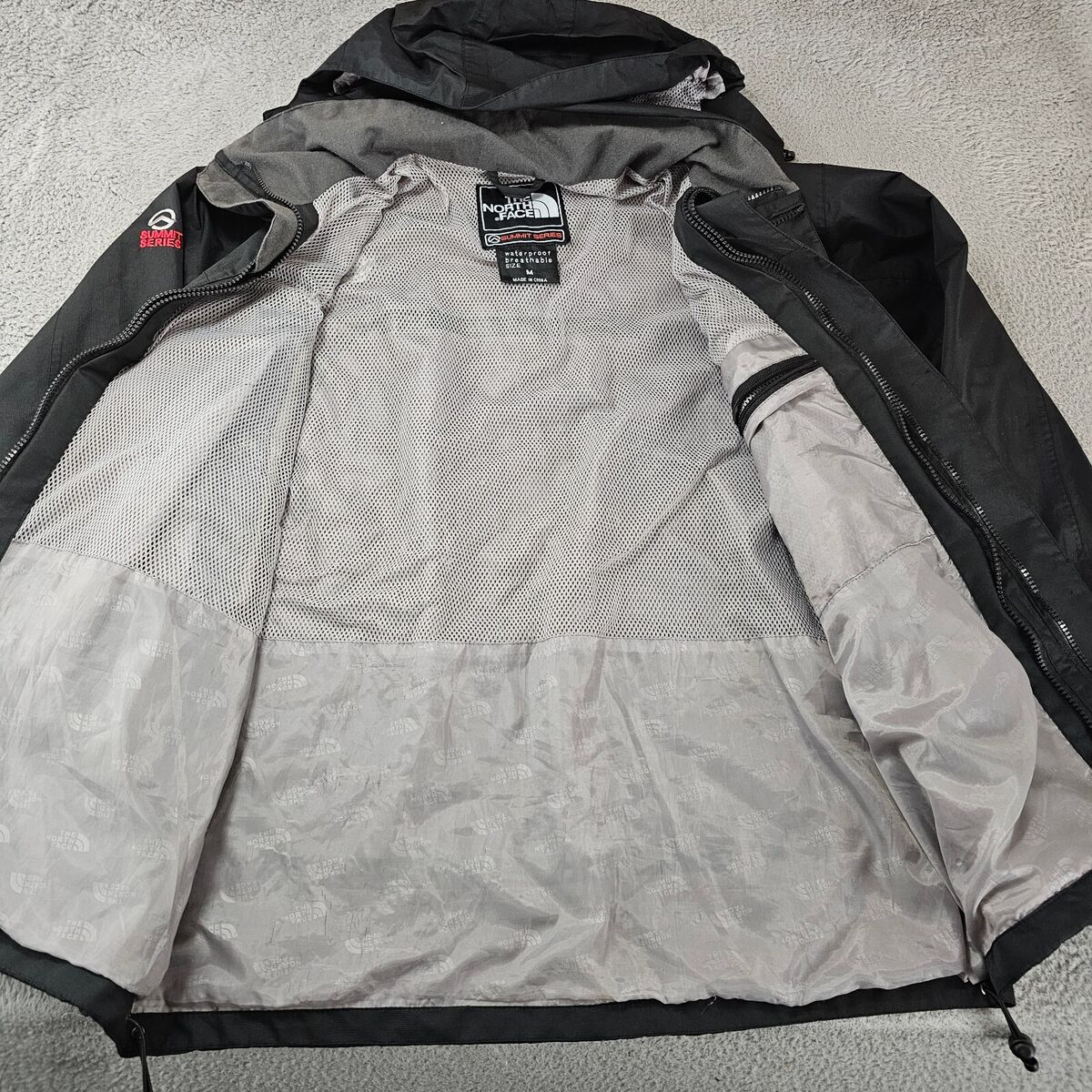 Vintage The North Face Summit Series Jacket Medium Black Vintage The North Face Summit Series Jacket Medium Black