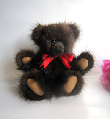 OOAK designer artist bear by Christiane Jordan, Germany. Perfect.