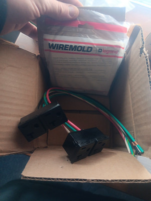 Wiremold 68REC, 20 A, Commercial, Isolated Grding, Duplex, Power Receptacle, 1pc