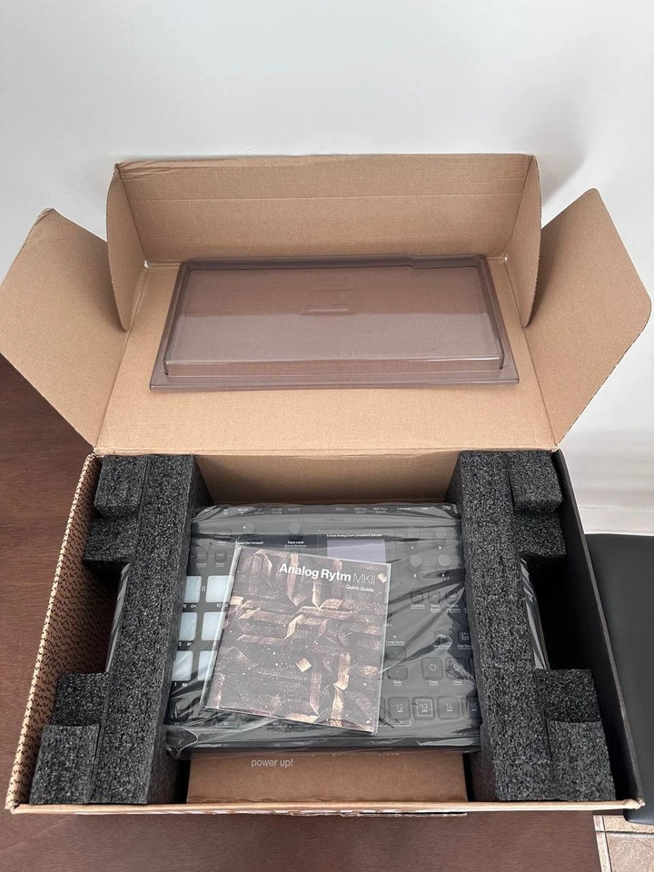 Elektron Analog Rytm MKII 8-Voice Analog Drum Machine and Sampler - Image 4 of 4