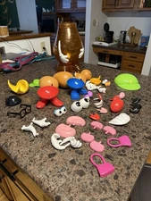 2002 Hasbro Mr Potato Head with Two Pets and Accessories Lot