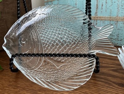 Vintage Set of 4 Pasabahce Glass Fish Shaped Plates Serving  Platters  7 x 7 