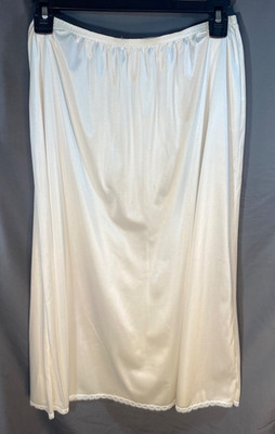 VTG Adonna Nylon Half Slip Size Large Lace Ivory Long USA rn#16345