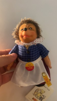 Original Stiff Micki Hedgehog mother collector