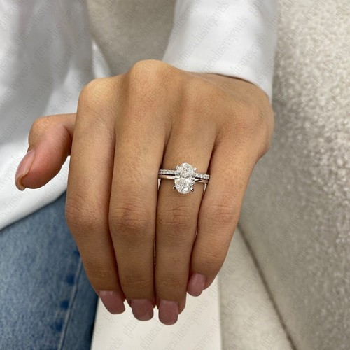 Anello di Fidanzamento Set Sposa Moissanite Taglio Ovale 2,45Ctw in Oro Bianco Massiccio 14K - Foto 7 di 10