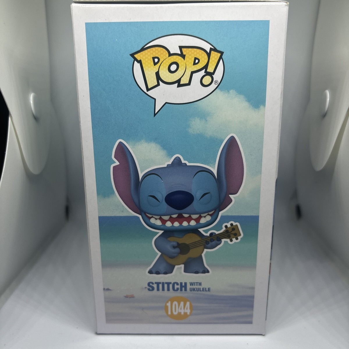 Funko Pop! Disney Lilo & Stitch Stitch with Ukulele #1044