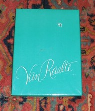 VAN RAALTE - VINTAGE STOCKINGS IN BOX  BONUS PAIR - 60'S - LOOK 