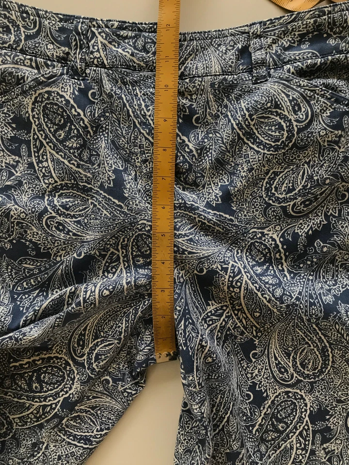 Pantalones Cortos Largos Jones NY Sport Para Mujer Talla 8 Azul Blanco Paisley, Elásticos, Bolsillos Foto 4 de 4