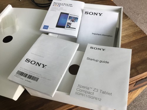 Sony Xperia Z3 Tablet Compact SGP611 Black WiFi 16GB 8" 8.1MP Android Cracked Sc - Picture 14 of 16