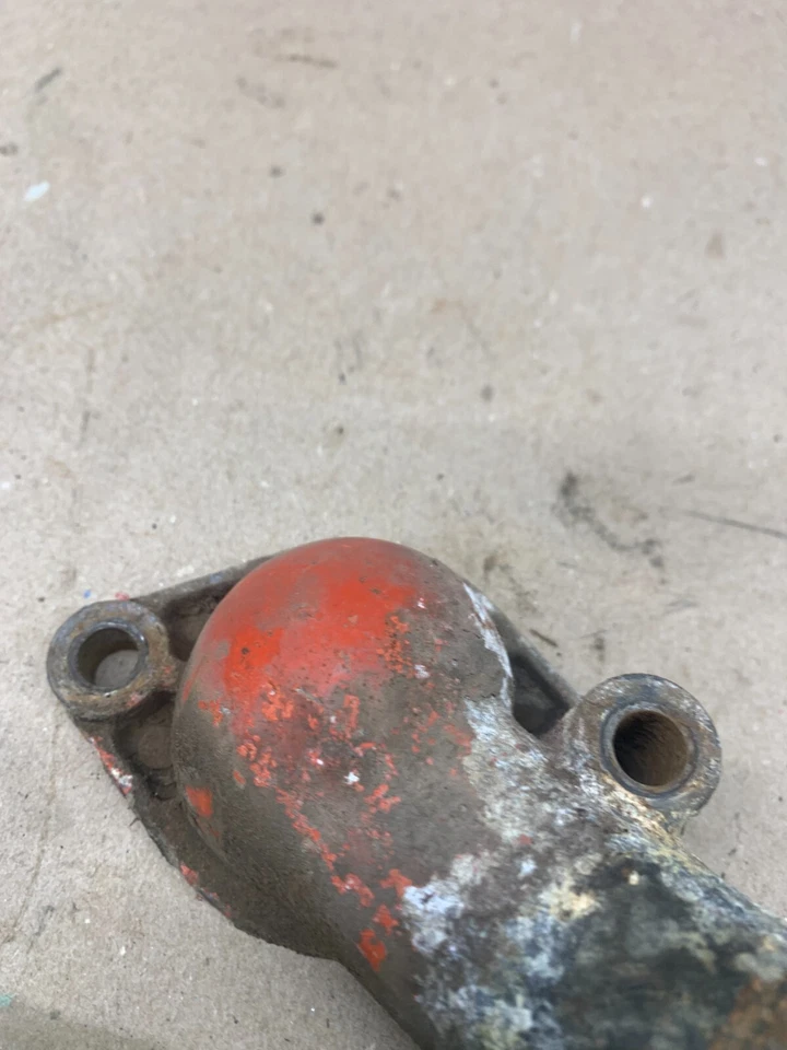 1967 1976 C10 Nova termostato carcasa bomba de agua refrigerante salida cuello aluminio 67 Foto 3 de 4