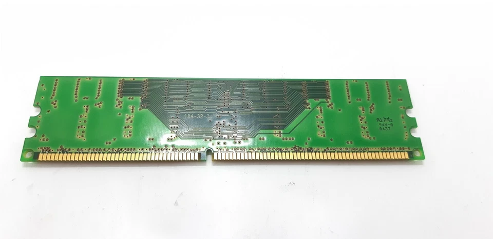 Memoria RAM de escritorio INFINEON 512 MB HYS64D64300HU-5-B PC3200U DDR-400 Foto 2 de 2