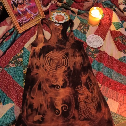 Women's Size 14 Celtic Angel Tech Triskle Heathen Vest Top - Picture 11 of 13