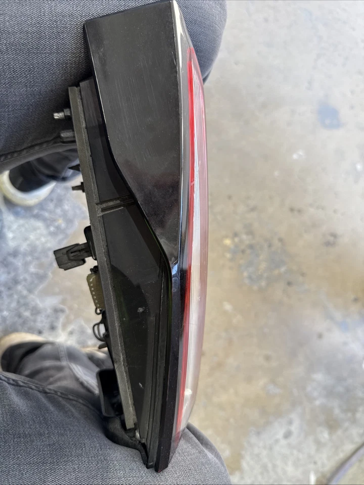 Оригинальная резервная лампа в сборе для Chevrolet Equinox 2022-2024 годов выпуска от оригинального производителя GM 85132590 - Изображение 4 из 4