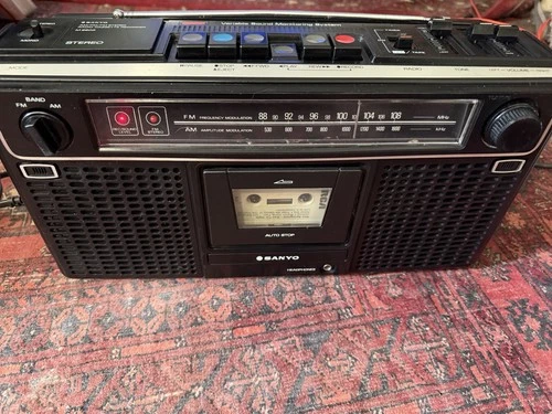 Rare Clean Vintage 1981 Sanyo M9902 Boombox AM/FM Radio Cassette Player 👍Tested